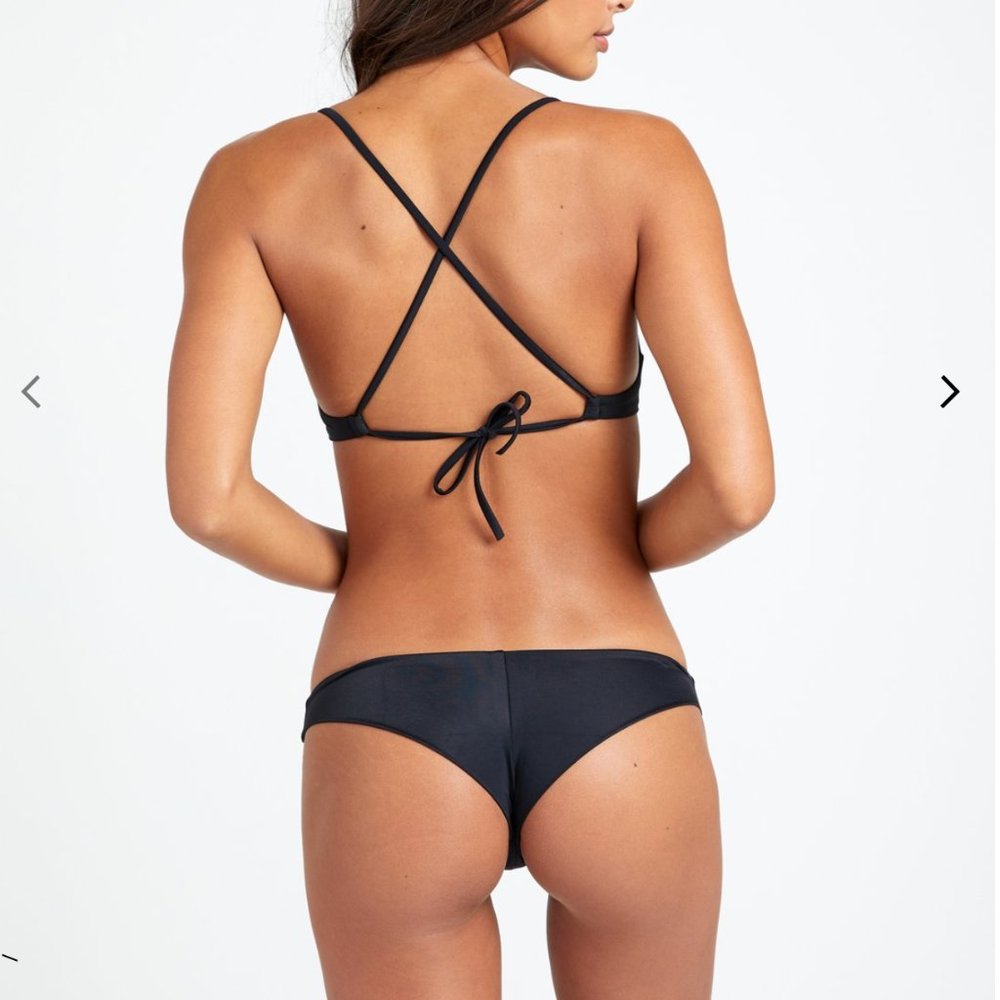 RVCA Women's cheeky bikini bottom size M
